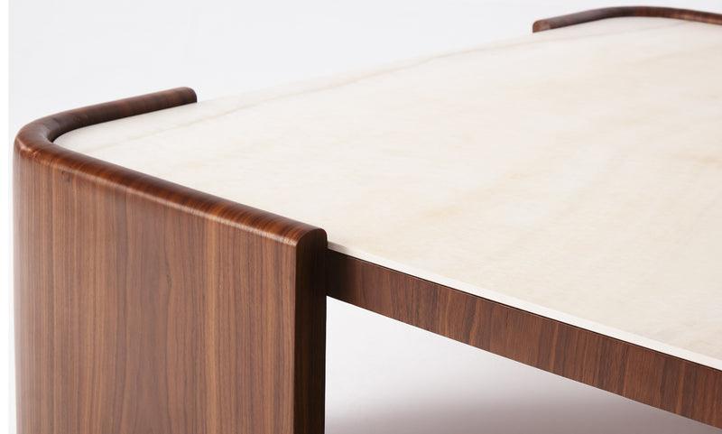 TABLE BASSE , GLOSSY