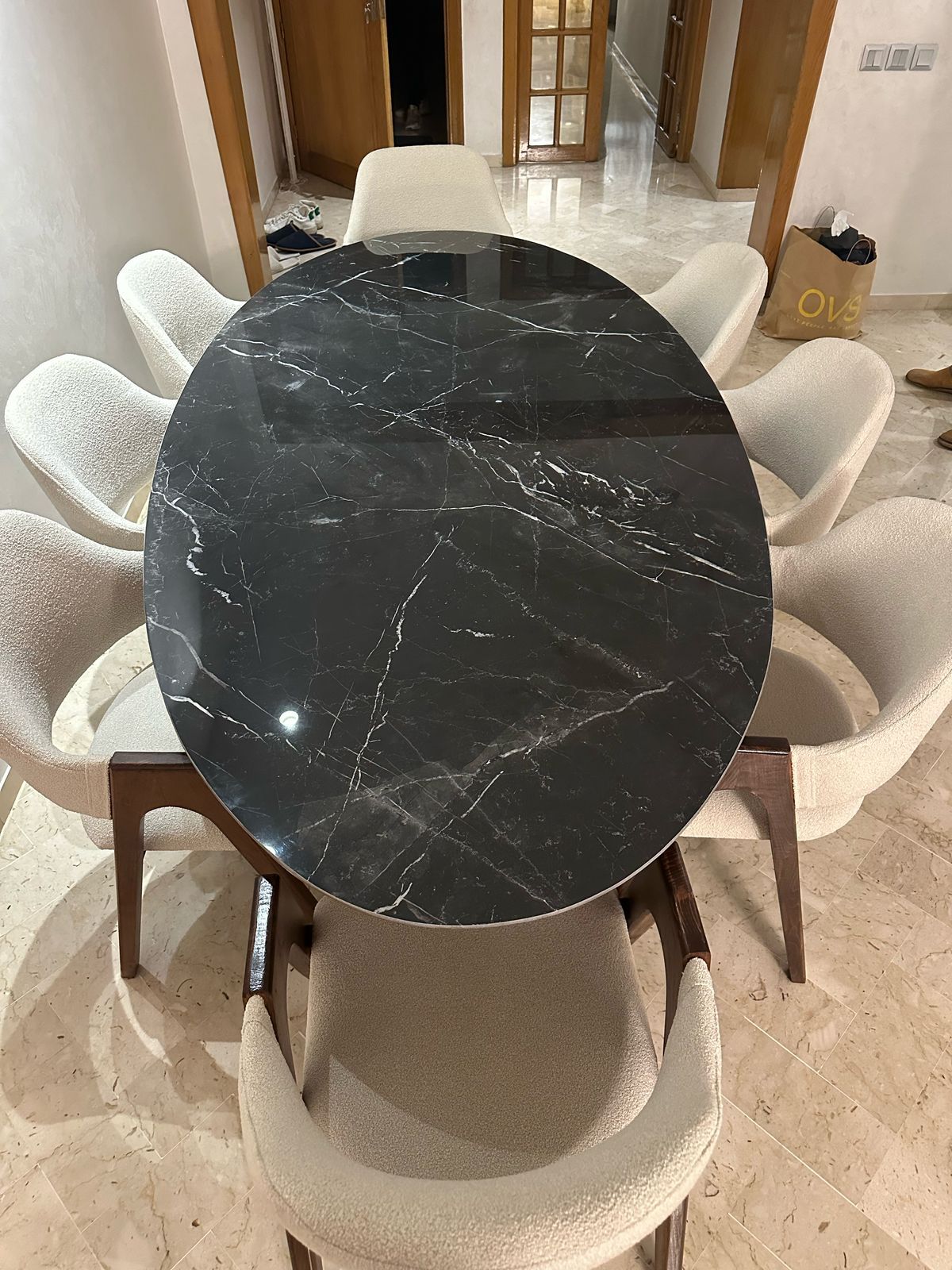 Table Céramique Prestige et 8 Chaises Model alfa