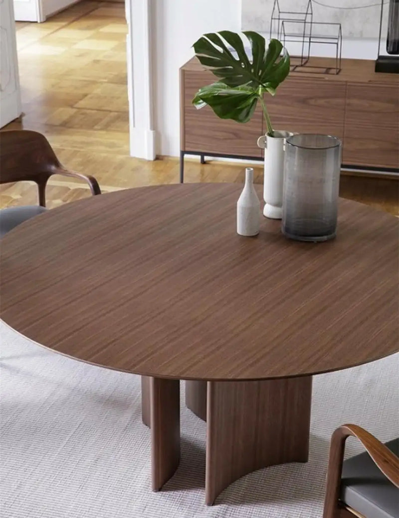 Table à manger décorative en bois
