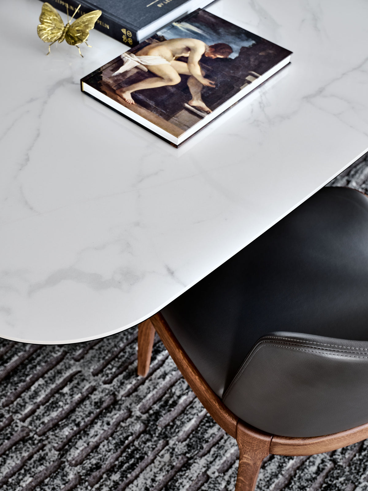 Table en porcelaine papillon