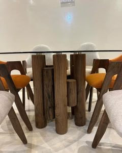 Table Ronde Chic avec 6 Chaises
