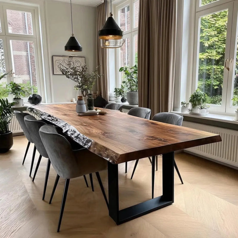 Table de salle à manger en noyer
