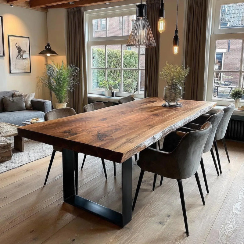 Table de salle à manger en noyer