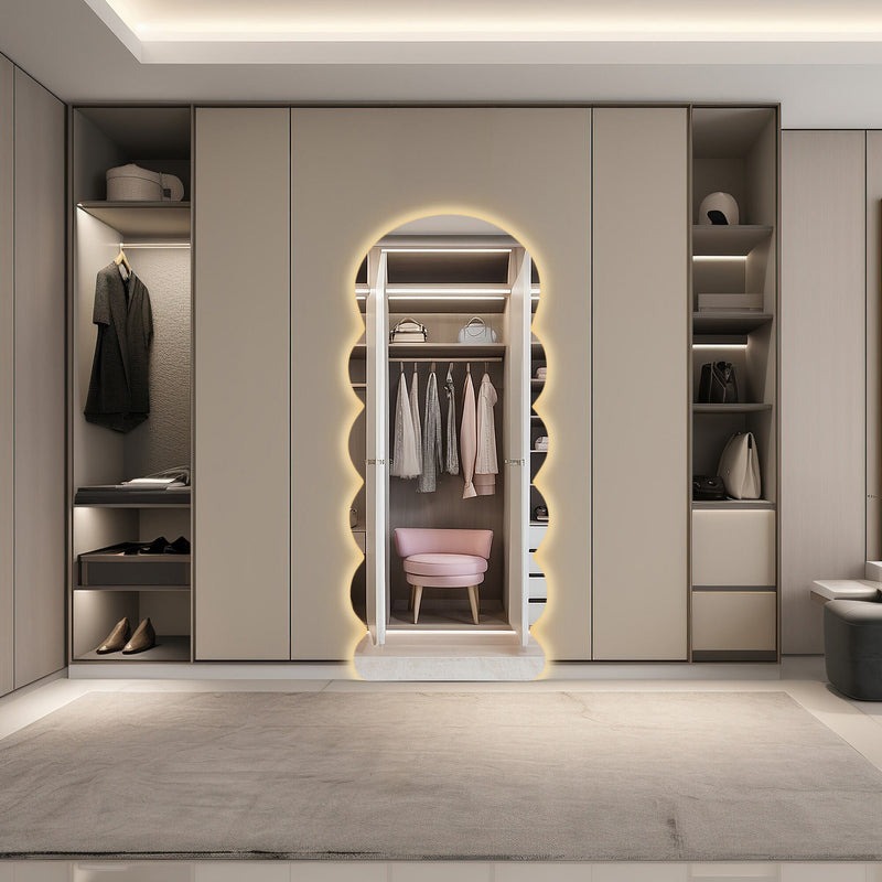 Miroir de sol ondulé avec éclairage LED