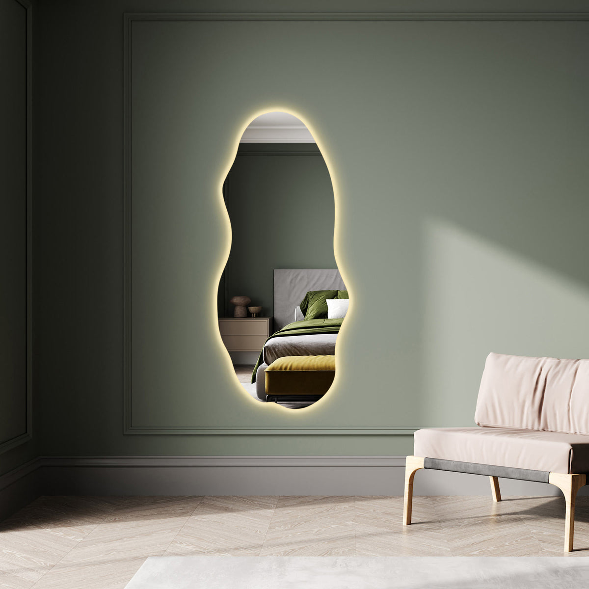 Grand miroir mural asymétrique avec lumières