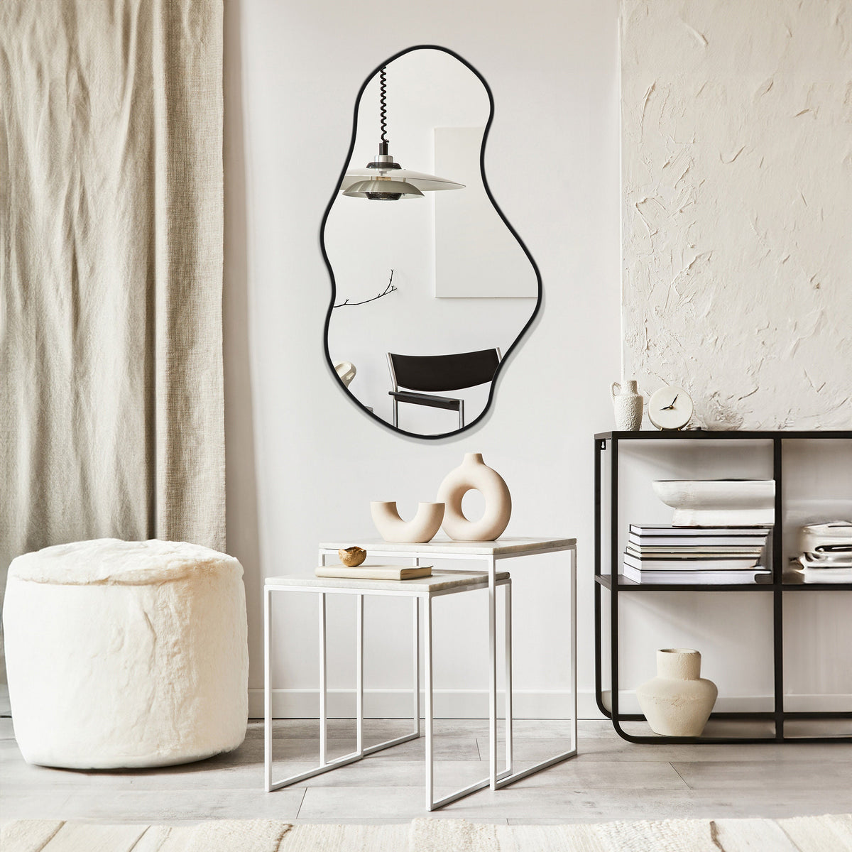 Miroir décoratif mural ondulé en Skaï noir