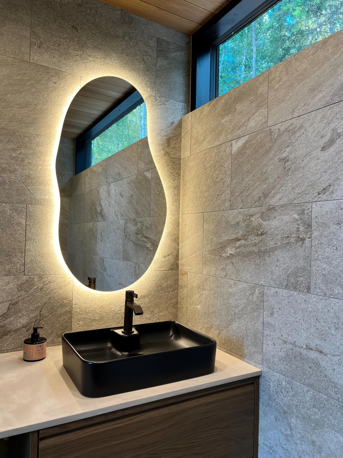 Miroir LED asymétrique