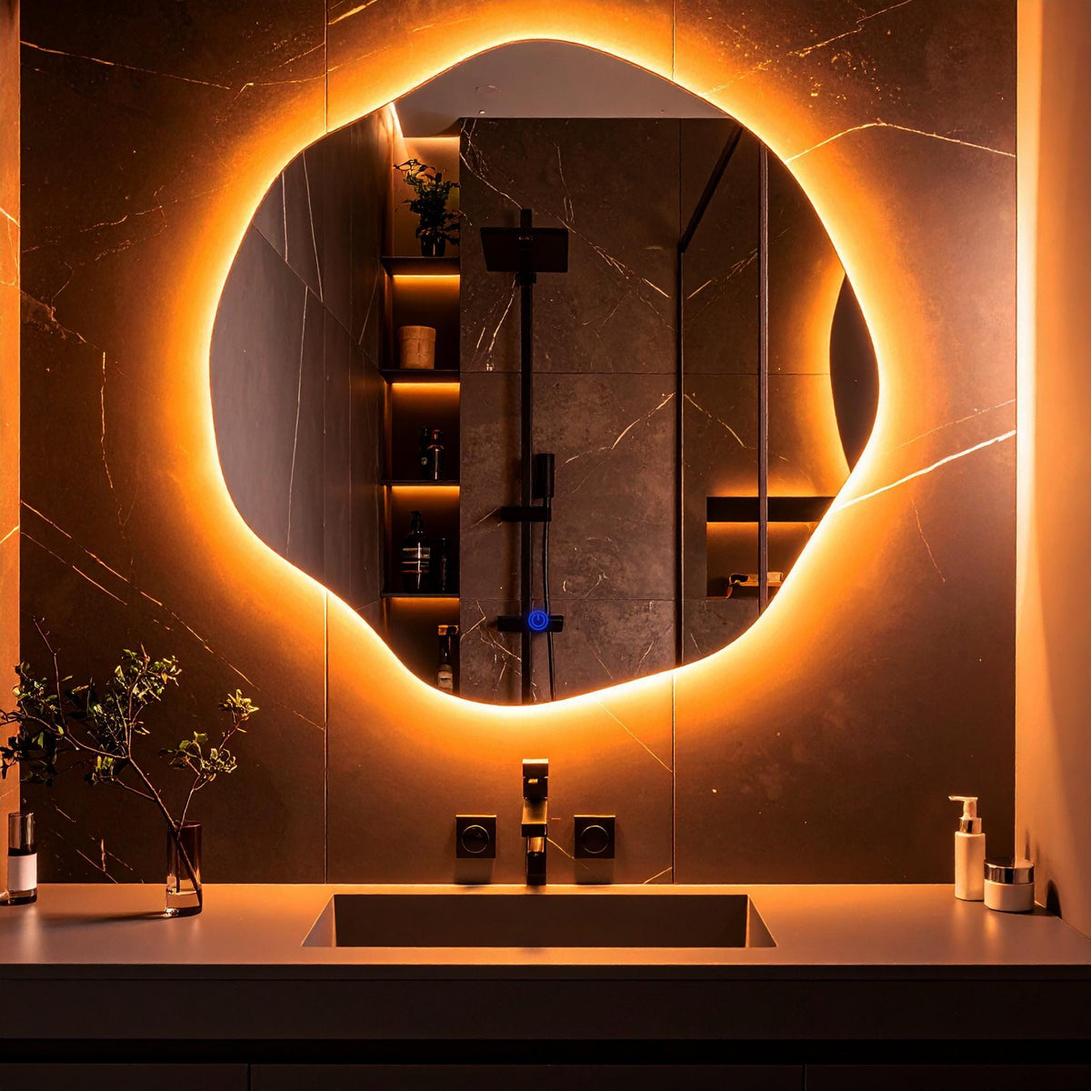 Miroir de salle de bain et lavabo LED