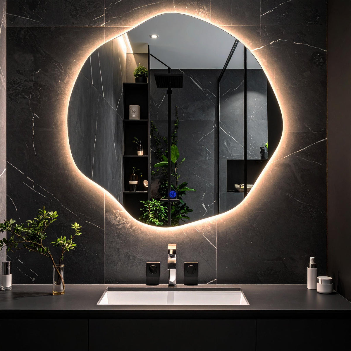 Miroir de salle de bain et lavabo LED