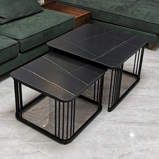 Duo de tables gigognes au format carré