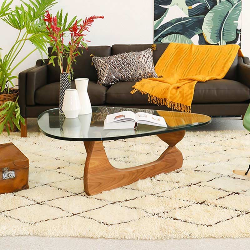 Table basse de style Noguchi