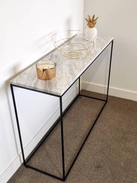 Console ‘ Marrbela ‘